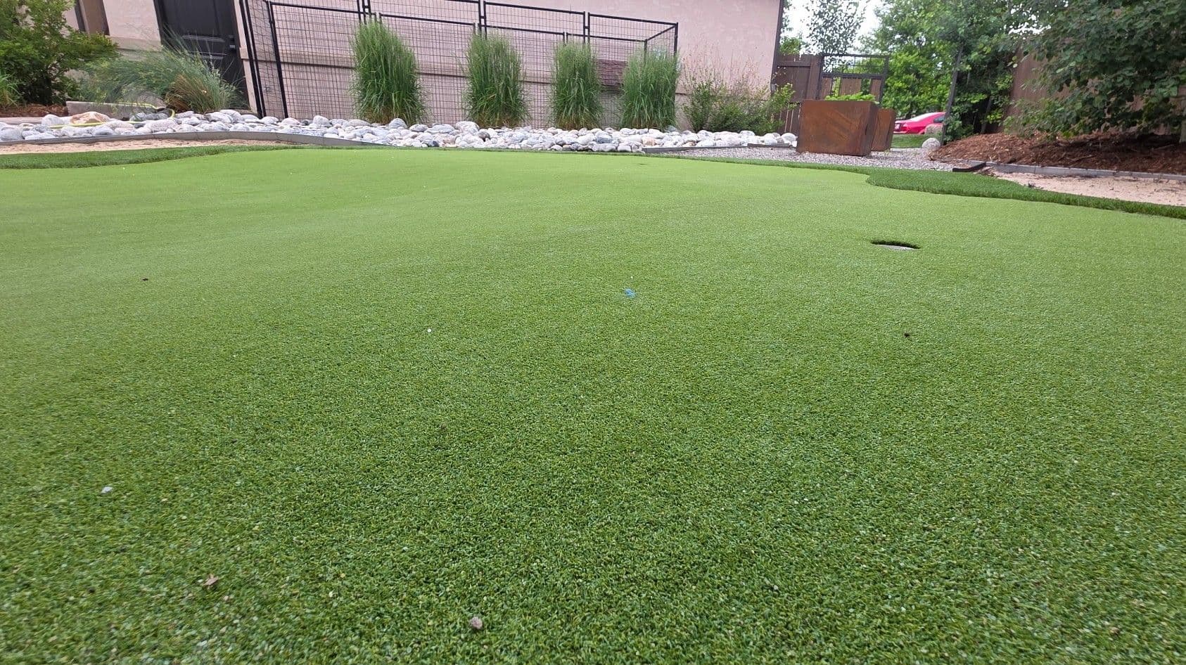 Gallery photos for Backyard Putting Green Tune-Up That Actually Rolls True: Image #1