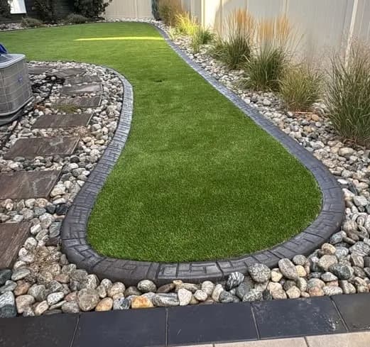 Gallery photos for Backyard Artificial Turf Built for Low-Maintenance Living: Image #2