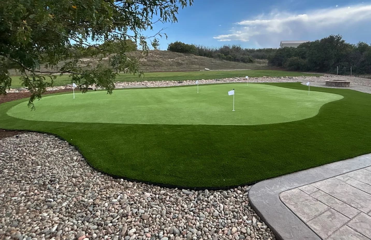 Gallery photos for Backyard Putting Green Built Right Off the Patio: Image #3