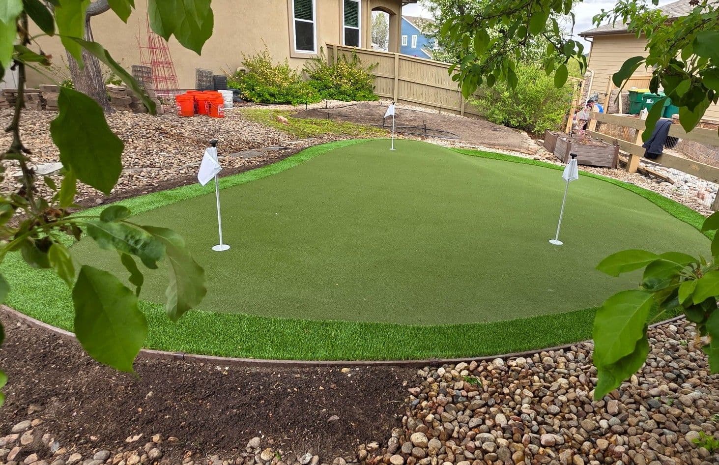 Backyard Putting Green Built for Real Practice in Highlands Ranch image