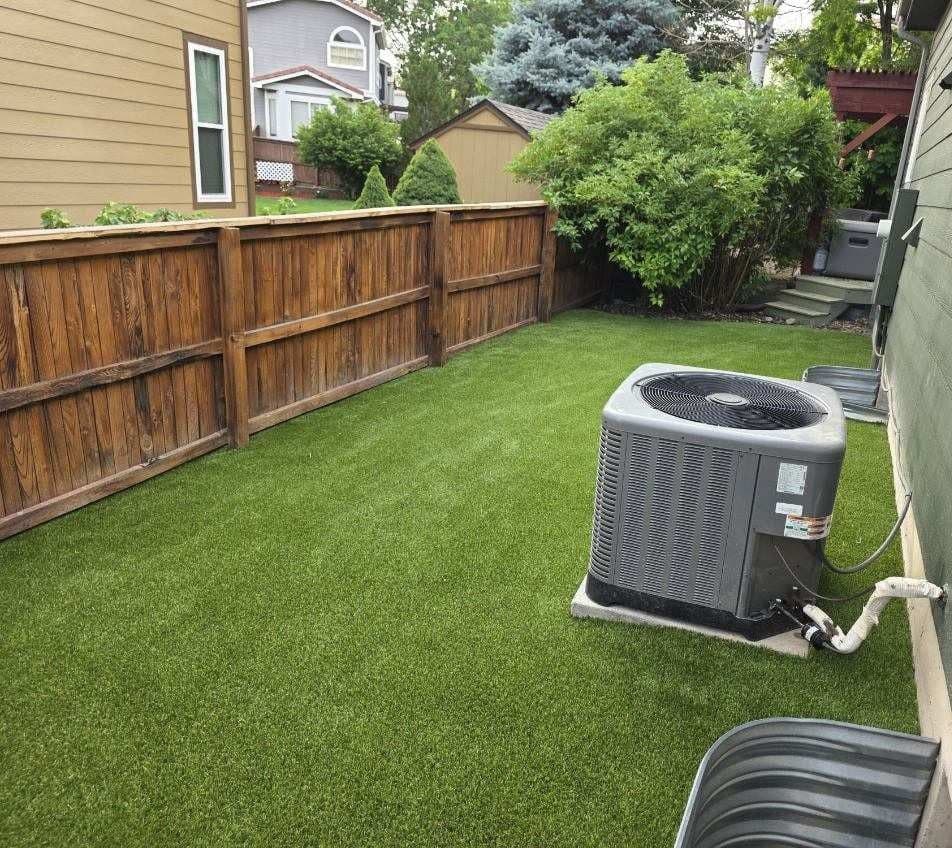 Gallery photos for Pet-Friendly Turf Installation Across All 3 Sides of This Backyard: Image #4