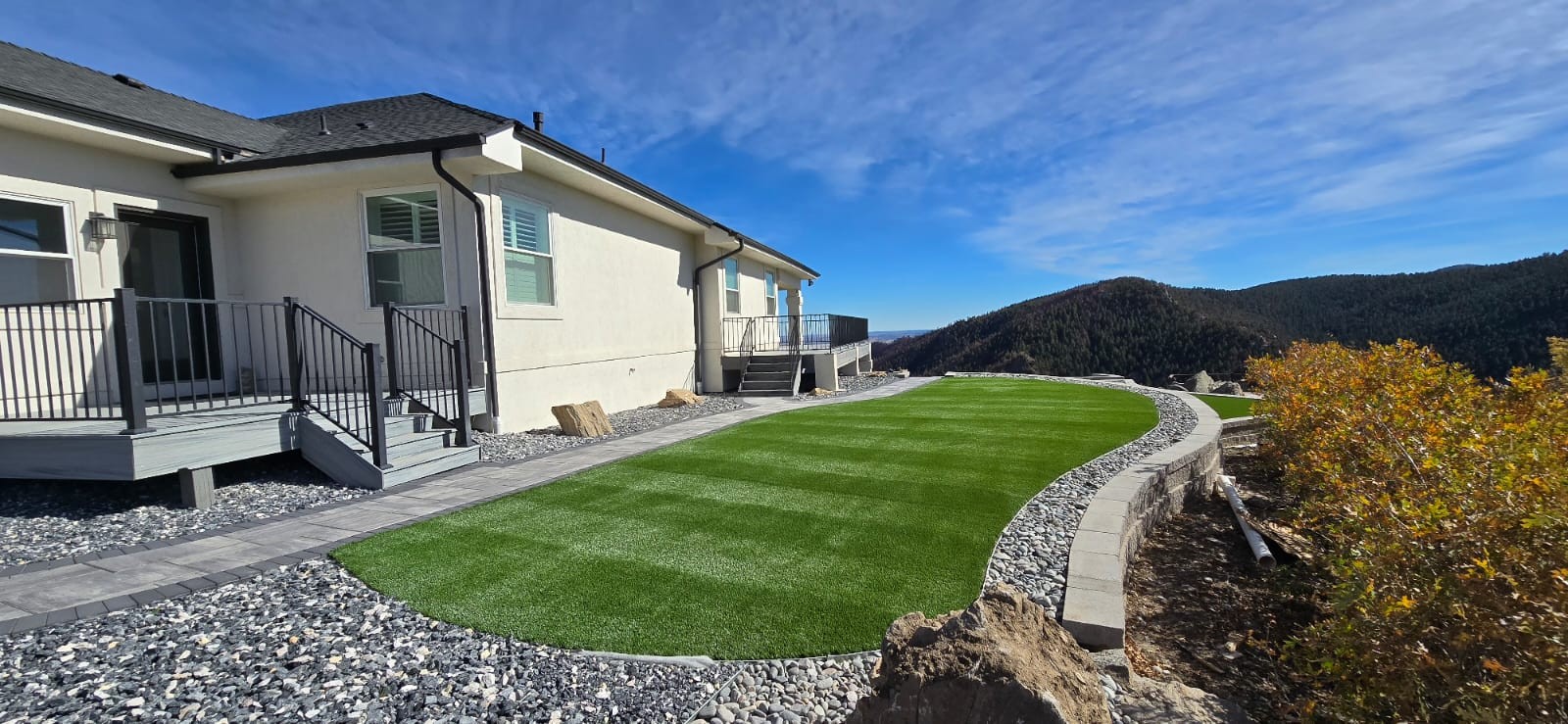 Lawn with brushed 